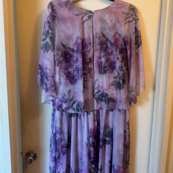 Elegant Purple Floral Women's Dress - Picture 14 of 15